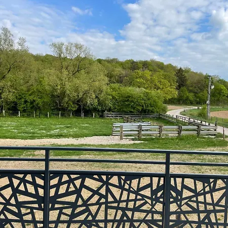 Au Coeur De La Ferme 2 Lacroix-sur-Meuse